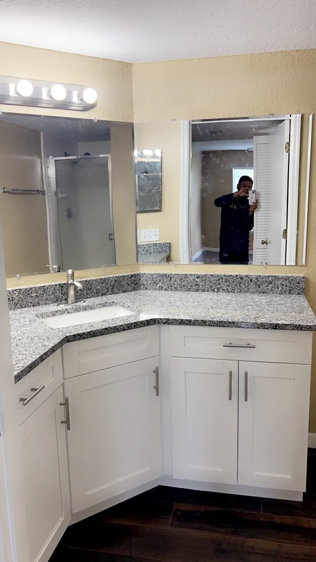 2323 Feather Sound Dr, Unit F304 in Clearwater, FL - Building Photo - Building Photo