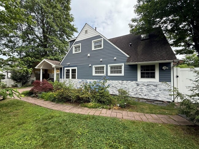 property at 64 Haymaker Ln