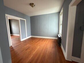 225 Lembeck Ave in Jersey City, NJ - Building Photo - Building Photo
