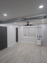 1061 E 80th St in Chicago, IL - Building Photo - Building Photo