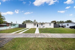 10731 SW 51st Dr in Miami, FL - Building Photo