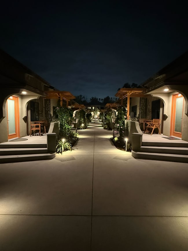 NEW CONSTRUCTION 1 BED + 1 BATH APARTMENTS IN HIGHLAND PARK!