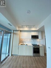 500 Dupont St in Toronto, ON - Building Photo - Building Photo