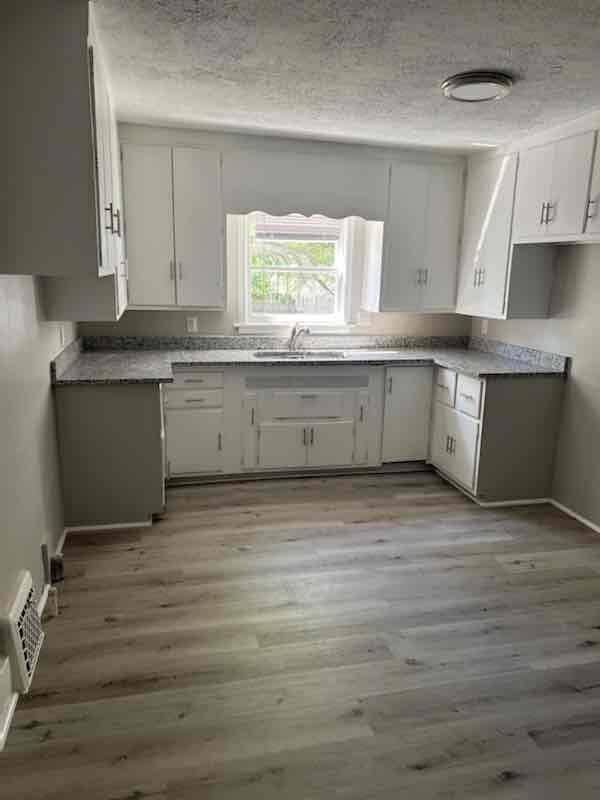 1115 Clover St in South Bend, IN - Building Photo - Building Photo