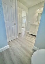 1713 Maple St, Unit #2 in South Milwaukee, WI - Foto de edificio - Building Photo