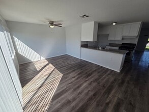 1318 S Gold Ct in Ontario, CA - Building Photo - Building Photo