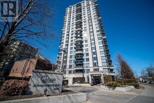 35 Finch Ave E in Toronto, ON - Building Photo