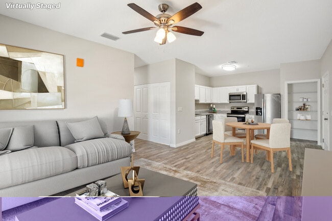 14522 N Nebraska Ave, Unit 204 in Tampa, FL - Foto de edificio - Building Photo