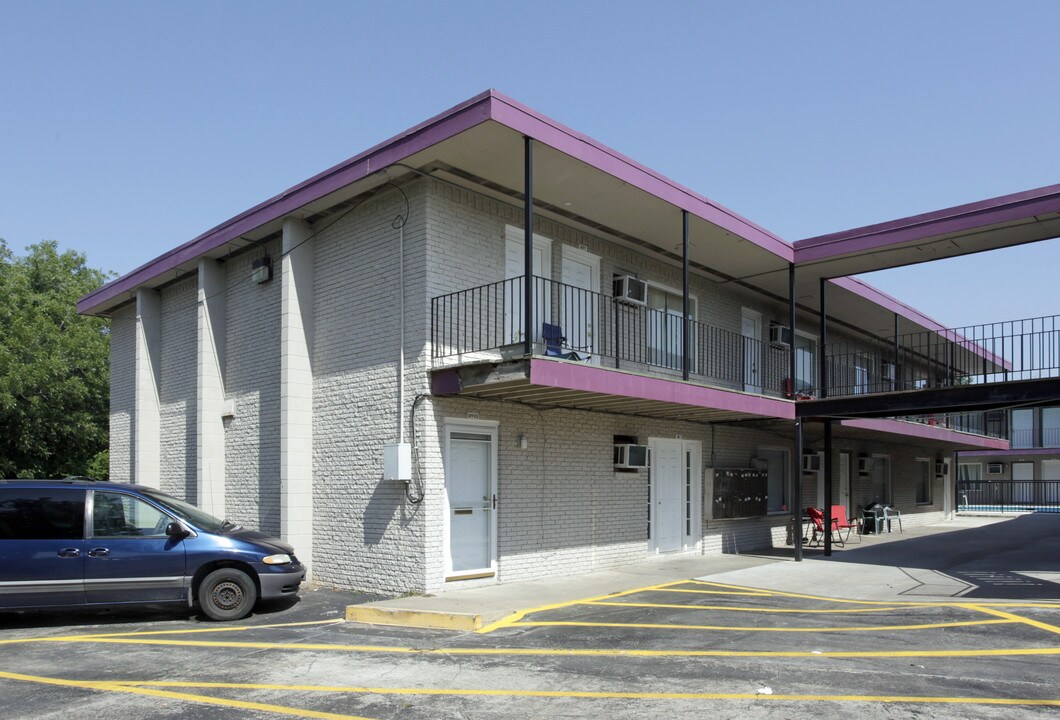 Emerald Point Apartments in Muskogee, OK - Building Photo