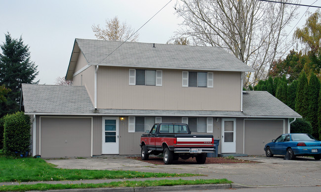 1014-1016 11th St NW in Puyallup, WA - Building Photo - Building Photo