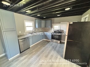 329 Silver St in Dayton, KY - Building Photo - Building Photo