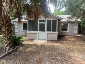 1510 Cleveland Ave in Palatka, FL - Building Photo