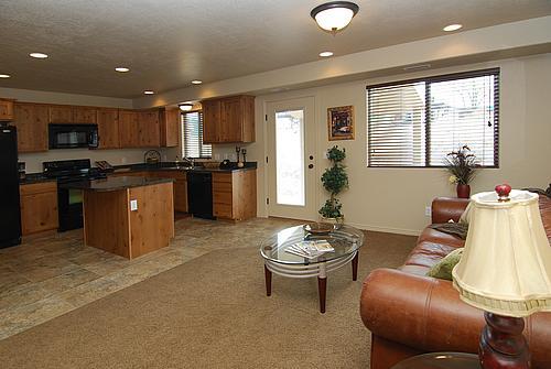 1869 W 5050 S in Roy, UT - Building Photo - Building Photo