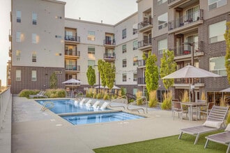 Encore in Salt Lake City, UT - Building Photo - Building Photo