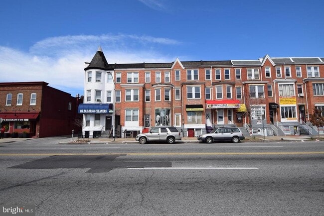 property at 114 W 25th St