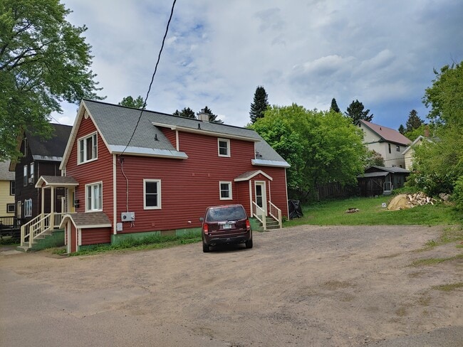 835 Warren St, Unit 835 Warren St