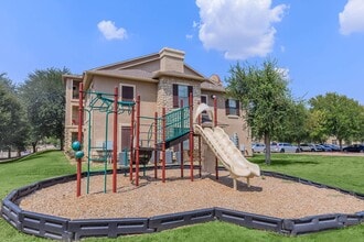 Rush Creek in Arlington, TX - Building Photo - Building Photo