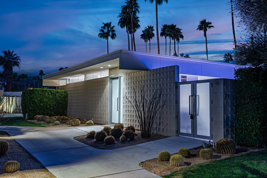 177 Westlake Dr in Palm Springs, CA - Building Photo