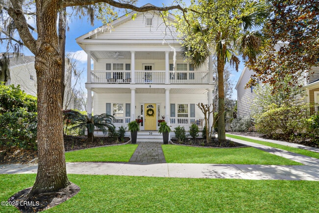 property at 39 Barrington Ave