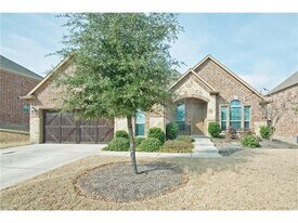 309 Oak Point Dr in McKinney, TX - Building Photo