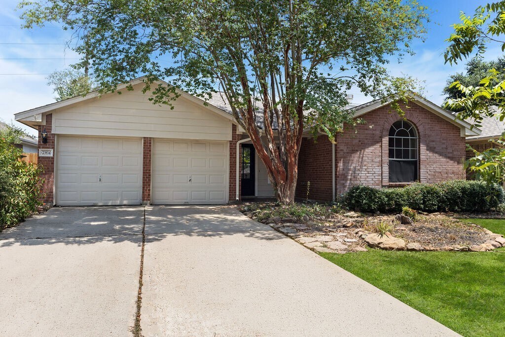 23834 Goodfellow Dr in Spring, TX - Building Photo