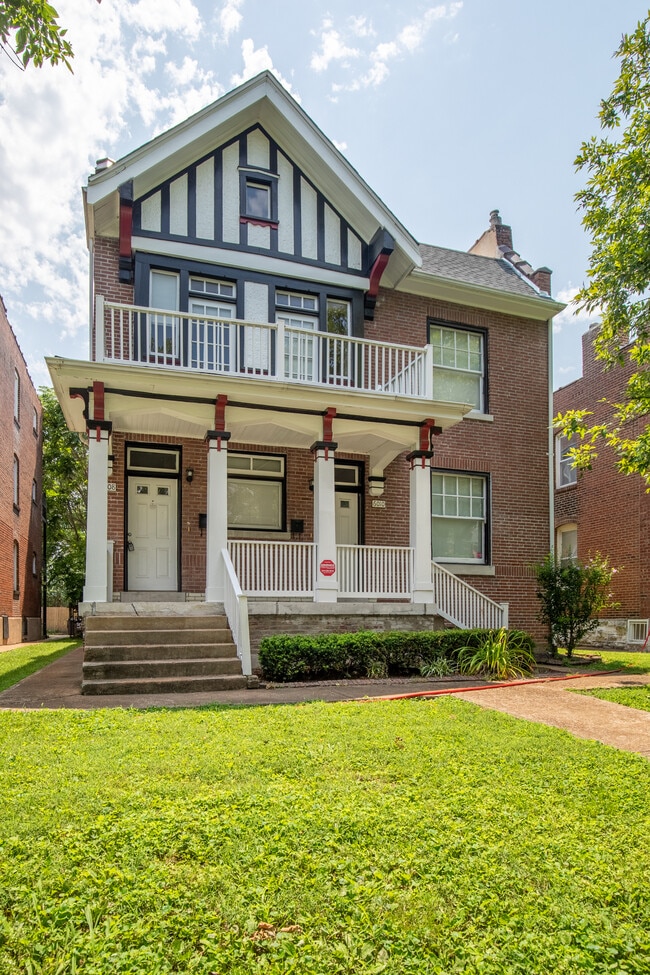 6010 Washington Blvd, Unit 1st Floor in St. Louis, MO - Building Photo - Building Photo