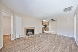 10815 W Northern Ave in Glendale, AZ - Building Photo - Building Photo