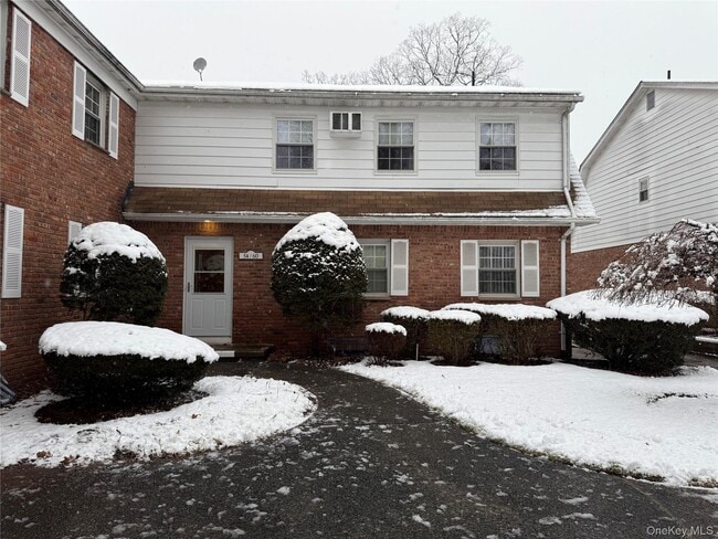 58 Parkside Dr in Suffern, NY - Building Photo - Building Photo