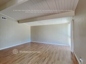 927 Barbra Ln in Redlands, CA - Foto de edificio - Building Photo