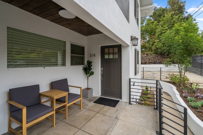 314 S Avenue 60 in Los Angeles, CA - Building Photo - Building Photo