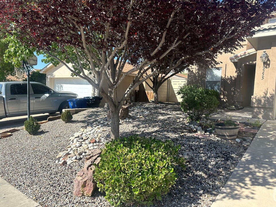 10555 Vista Bella Pl NW in Albuquerque, NM - Building Photo