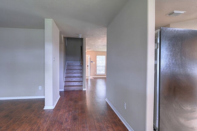 property at 21803 Manor Ct Dr