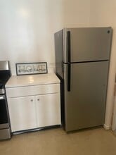 6700 S South Shore Dr, Unit 27J in Chicago, IL - Building Photo - Building Photo