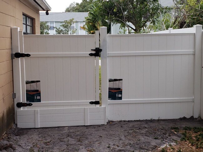 5412 S Bernie St in Tampa, FL - Building Photo - Building Photo