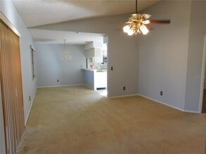 2020 Rudder Dr in Valrico, FL - Building Photo - Building Photo