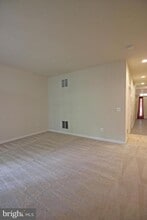 7866 Birch Branch Terrace in Alexandria, VA - Building Photo - Building Photo