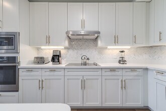 9000 Heron Walk Dr in Miramar Beach, FL - Building Photo - Building Photo
