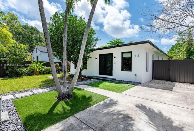 property at 412 NW 41st St