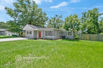 5254 Shirley Ave in Jacksonville, FL - Building Photo - Building Photo