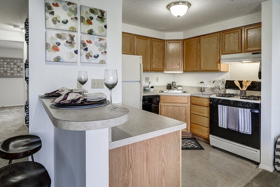 Ashmore Trace in Greenwood, IN - Building Photo
