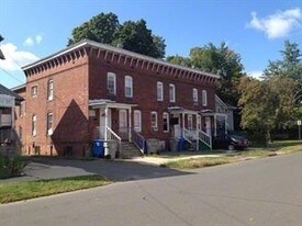 123 Meadow St in Bristol, CT - Building Photo