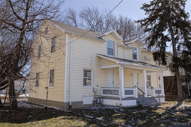 609 24th St in Niagara Falls, NY - Building Photo - Building Photo