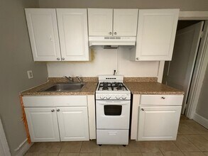 340 Orange St, Unit 1 in New Haven, CT - Foto de edificio - Building Photo