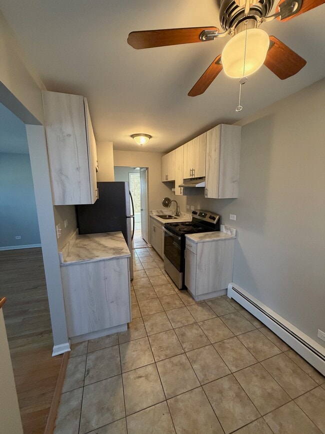 property at 5500 S Madison St