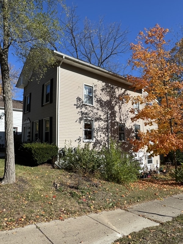 2 N Normal St in Ypsilanti, MI - Building Photo - Building Photo