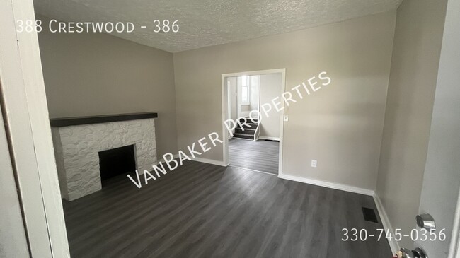 388 Crestwood Ave-Unit -386 in Akron, OH - Building Photo - Building Photo