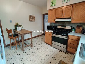 56 Pearl St, Unit 2 in Cambridge, MA - Building Photo - Building Photo