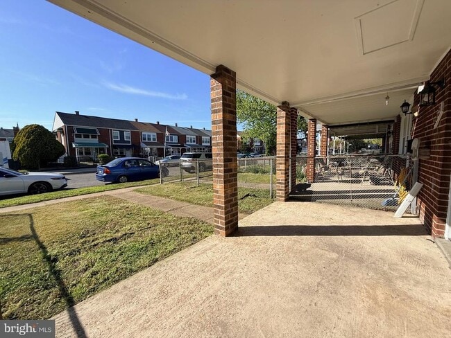 property at 2021 Kelmore Rd