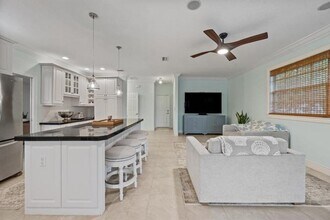 148 Scarborough Terrace in Wellington, FL - Building Photo - Building Photo