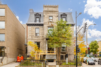 543 Sherbrooke Rue E in Montréal, QC - Building Photo - Building Photo